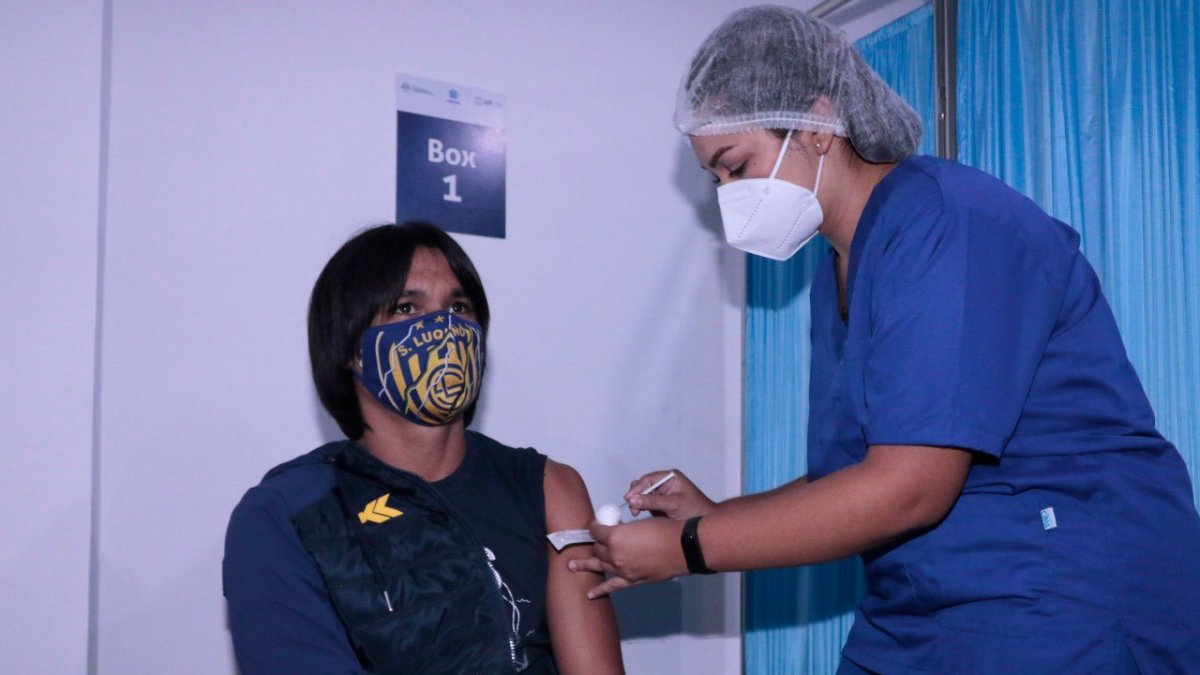 La Asociación Paraguaya de Fútbol informó que están en pleno proceso de vacunación a los futbolistas