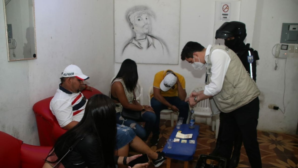 Uno de los locales que fue clausurado estos días por el Cabildo.