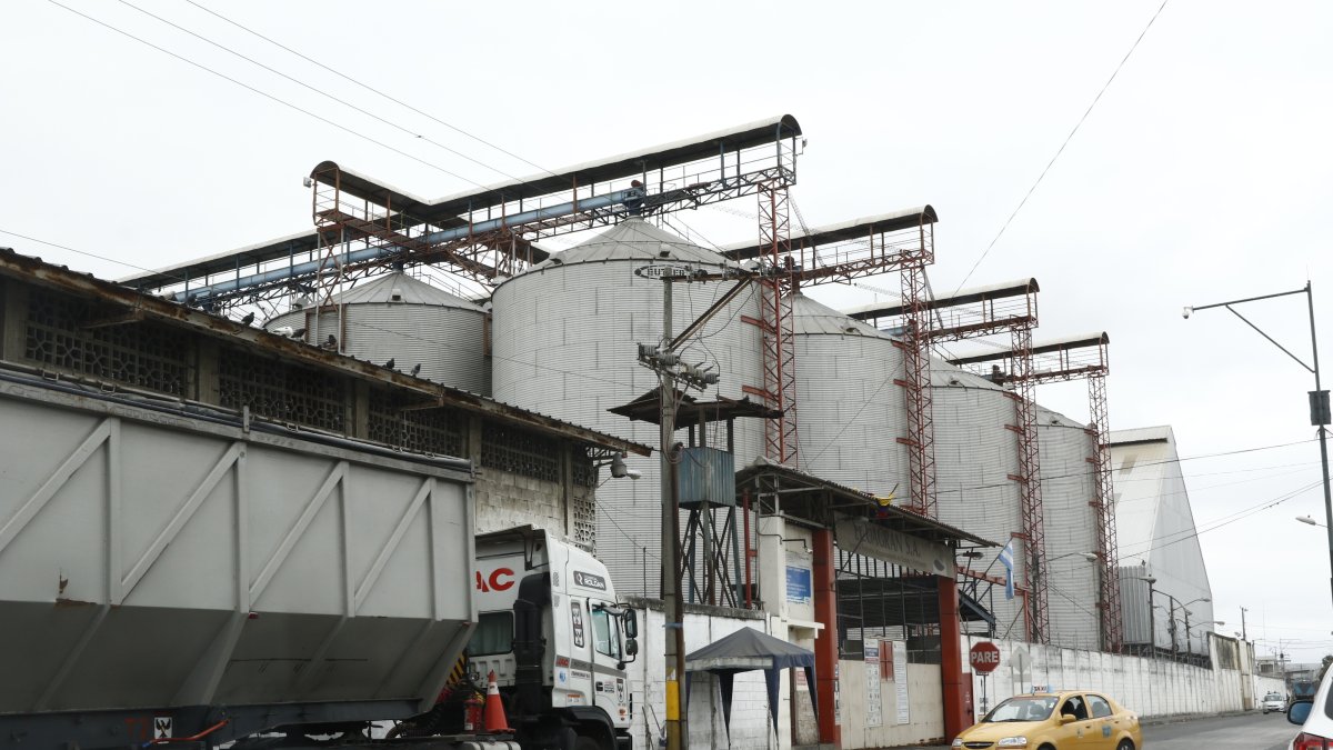 Delcorp repitió el mismo mecanismo que usó Ecuagran (foto) para financiarse.