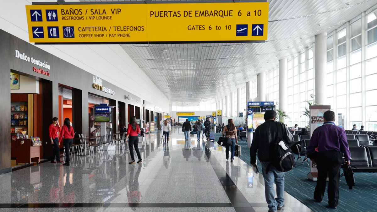 El aeropuerto de Guayaquil estuvo operativo y tuvo gran demanda pese a la pandemia.