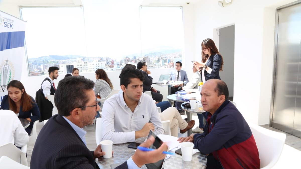 Grupos de emprendedores de diferentes nacionalidades que serán capacitados por la Universidad Internacional SEK.