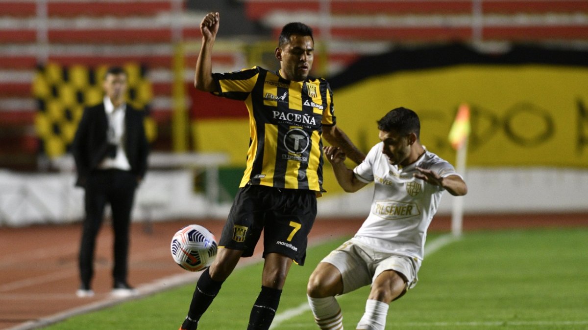 Barcelona la vio negra vestido de blanco.