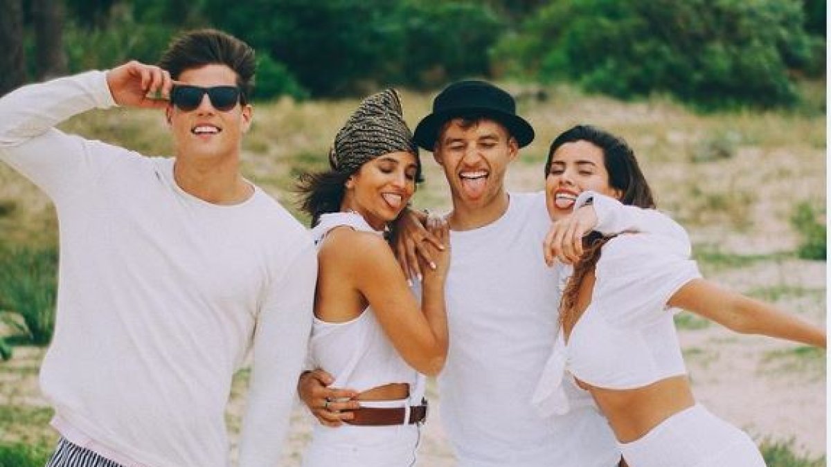 Tomás,  Agustina, Nacho y Valentina  han encontrado en el pegadizo ritmo una forma de demostrar su talento.