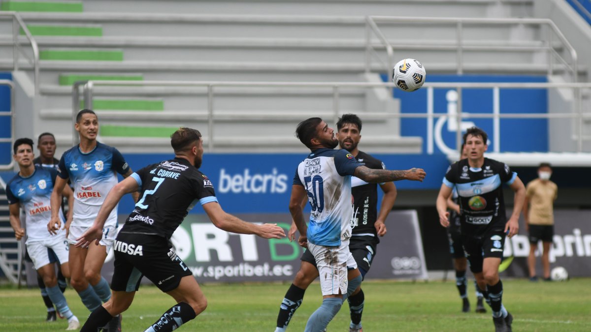 Manta dominó la mayor parte del encuentro y pudo quedarse con los tres puntos, de no mediar la falta de puntería