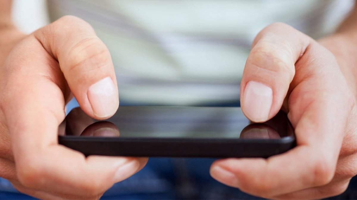 El juego, que estará disponible desde el 24 de junio para teléfonos móviles a través de los programas de descarga gratuitos, genera un avatar avanzado llamado 'Mine'.