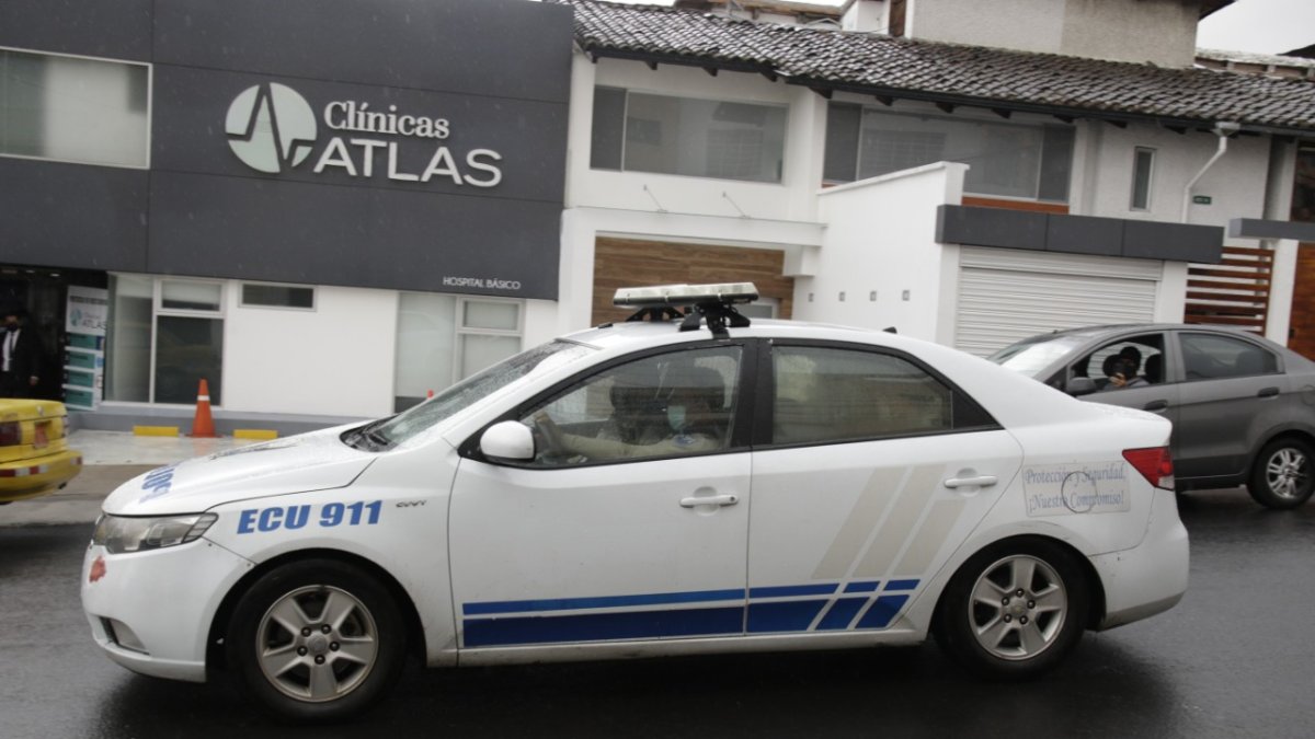 Traslado. Después del mediodía el defensor del Pueblo, Freddy Carrión, fue llevado a Flagrancia y a la cárcel 4.