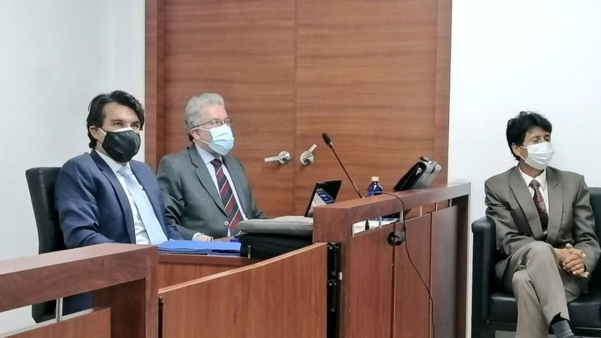 Diligencia. Germán Rodas durante el juzgamiento cumplido este lunes.