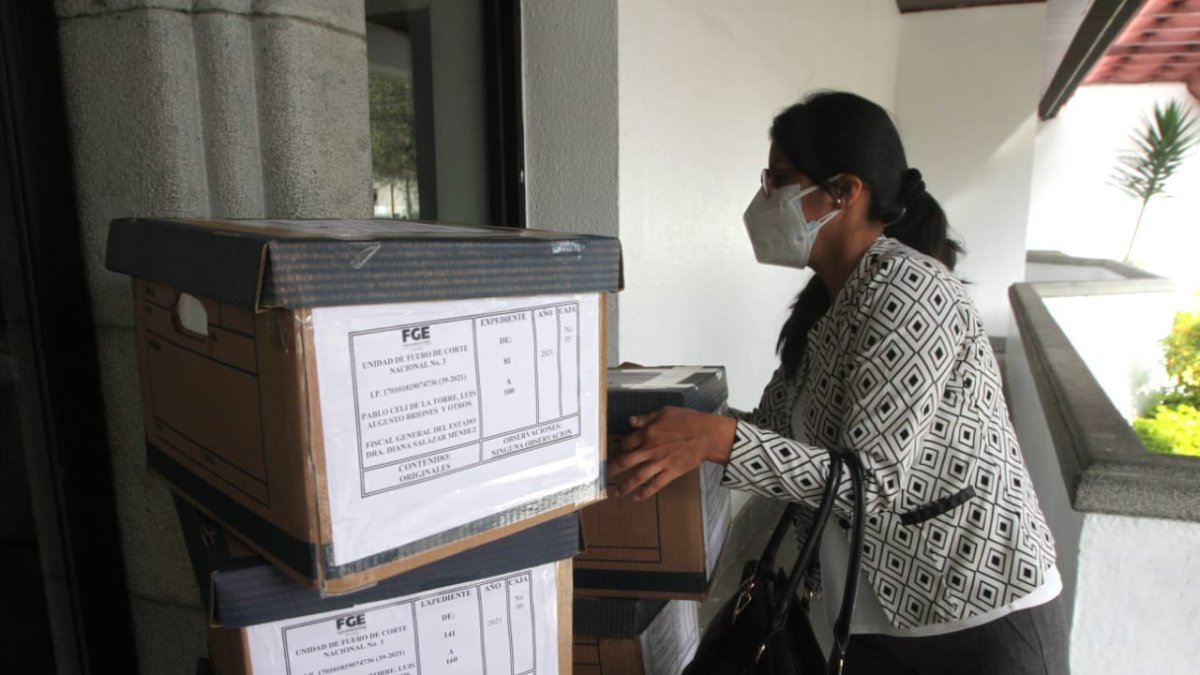 Expediente. La Fiscalía llevó a la Corte más de 100 carpetas que integran el expediente por el caso Las Torres.