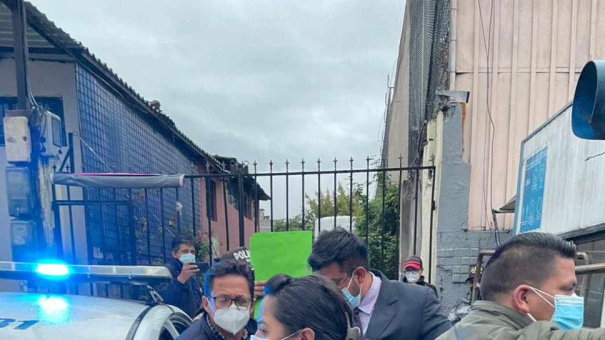 Encierro. El defensor del Pueblo Freddy Carrión fue llevado a la cárcel 4 del norte de Quito.