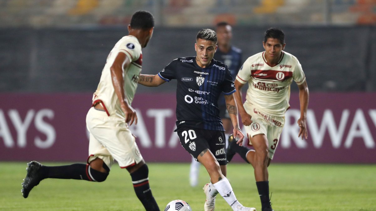 Independiente del Valle generó varias ocasiones de gol ante Universitario, pero falló en el remate final