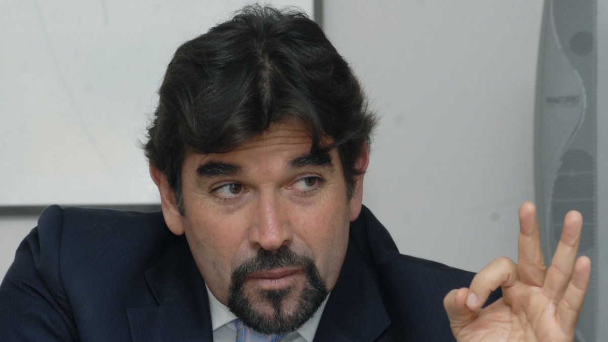 Se siente frustrado por haber tenido que suspender su espacio durante el cambio de mando presidencial.