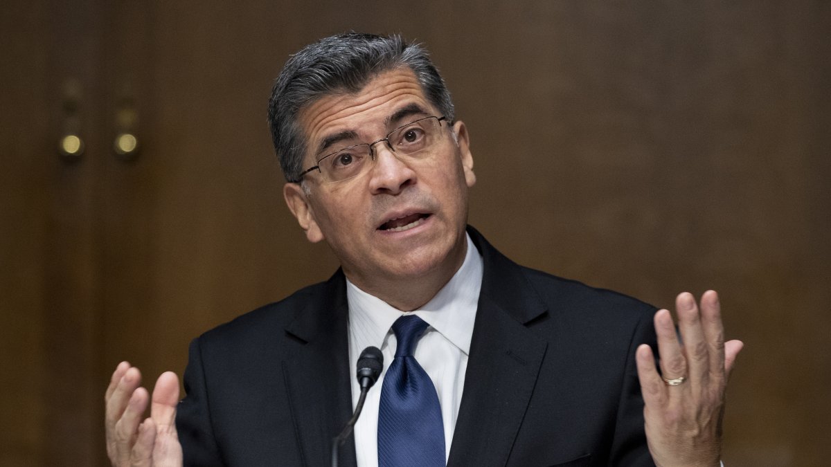 El secretario de Salud estadounidense, Xavier Becerra.