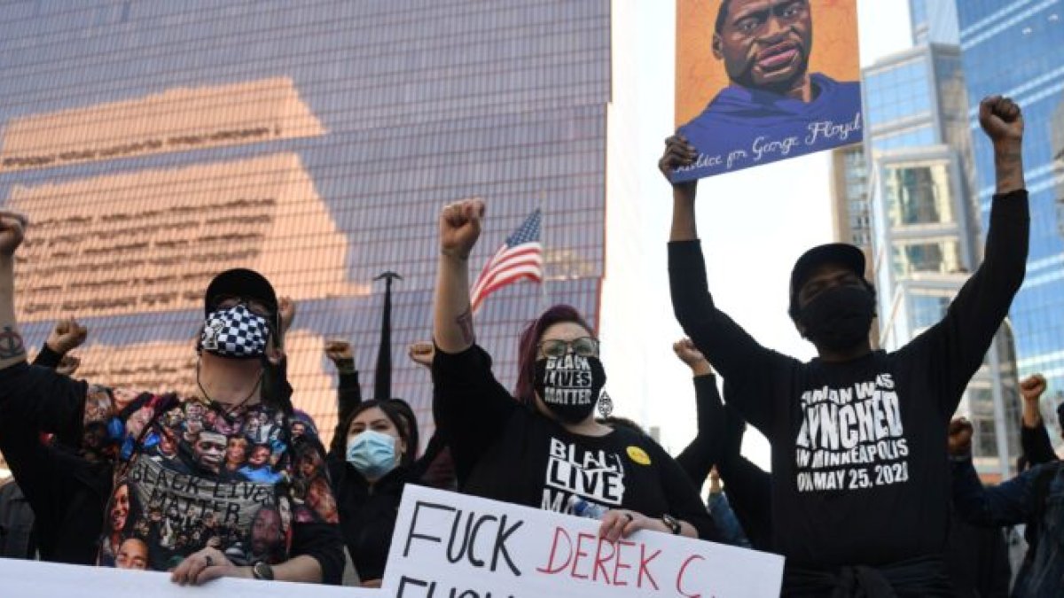 Se cumplio el primer aniversario de la muerte del afroamericano George Floyd, la cual nadie puede olvidar