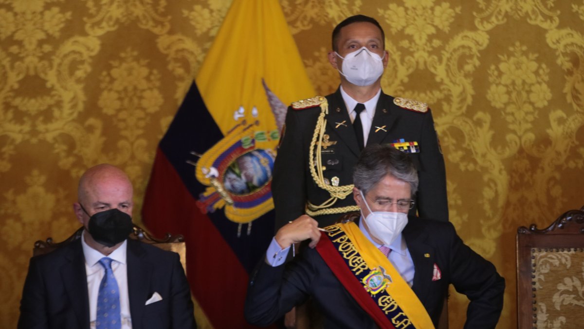 El presidente Lasso firmó varios decretos, entre ellos uno que creó el Código de Ética para la Función Ejecutiva.