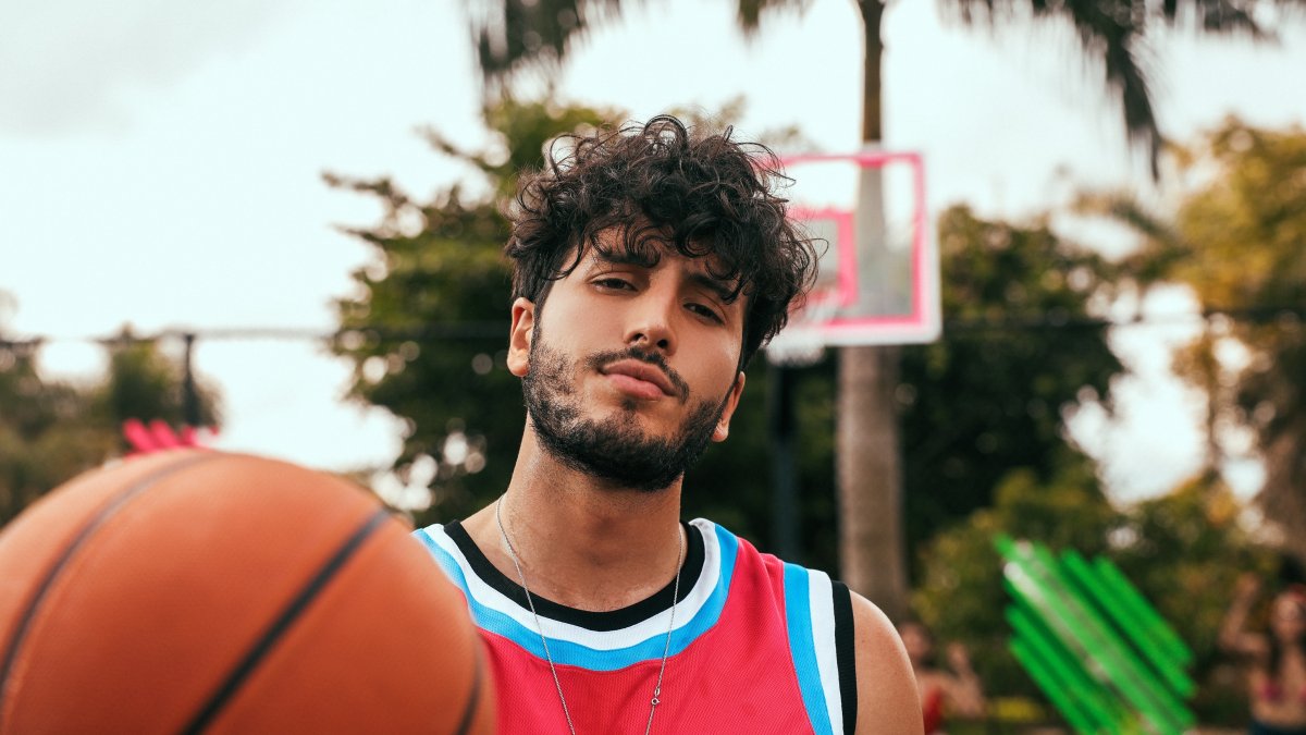 Entre 2017, 2018 y 2019, visitó alrededor de 8 veces, distintas ciudades de Ecuador para ofrecer shows.