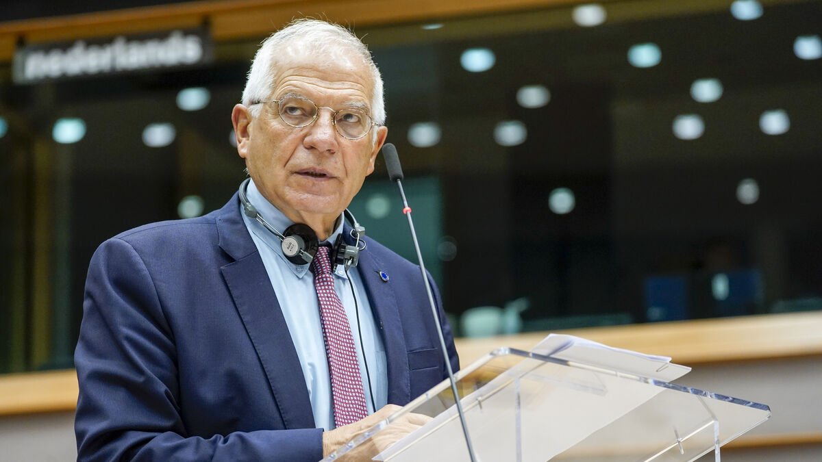 La felicitación del representante de la UE llegó desde Twitter.