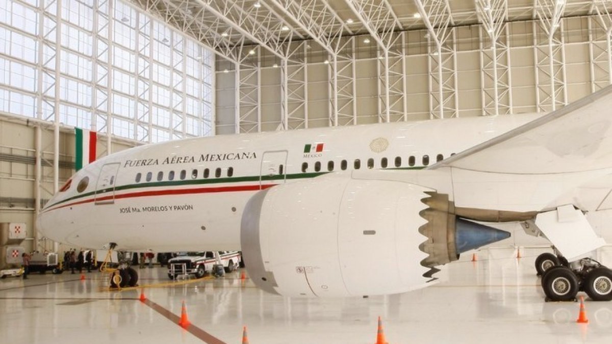 El actual presidente Andrés Manuel López Obrador, no sabe cómo deshacerse de la aeronave