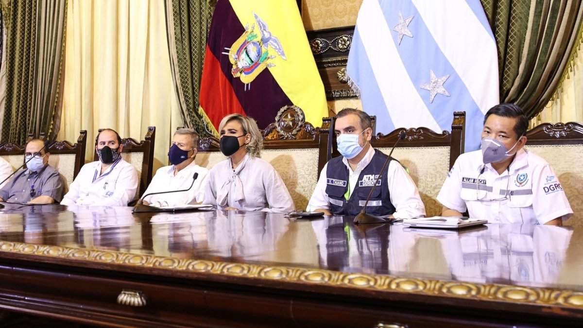 Guayaquil permite que restobares y restaurantes atiendan hasta la media noche.