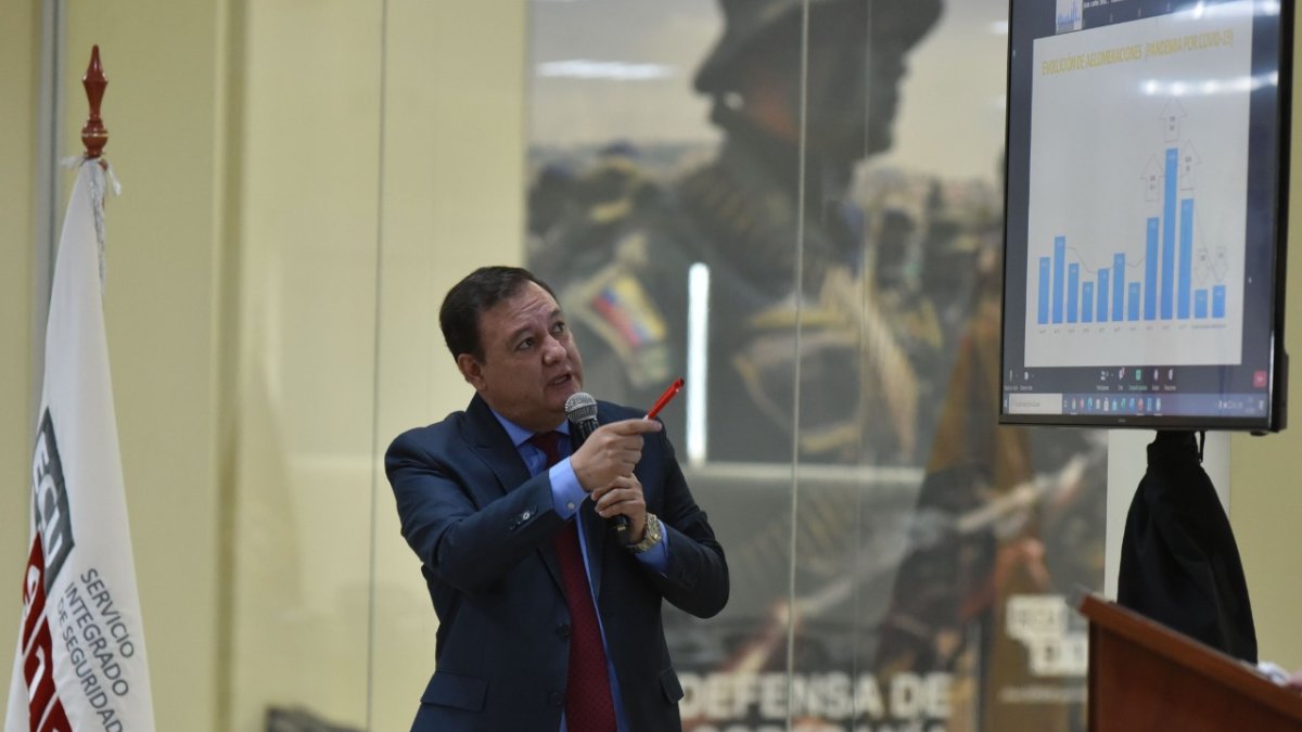 El pasado 24 de abril, Juan Zapata que fue ratificado como presidente del Comité de Operaciones de Emergencia (COE) Nacional entregó en la Asamblea Nacional el proyecto.