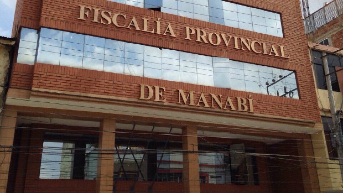 El sujeto cargaba el arma con municiones, informó la Fiscalía.