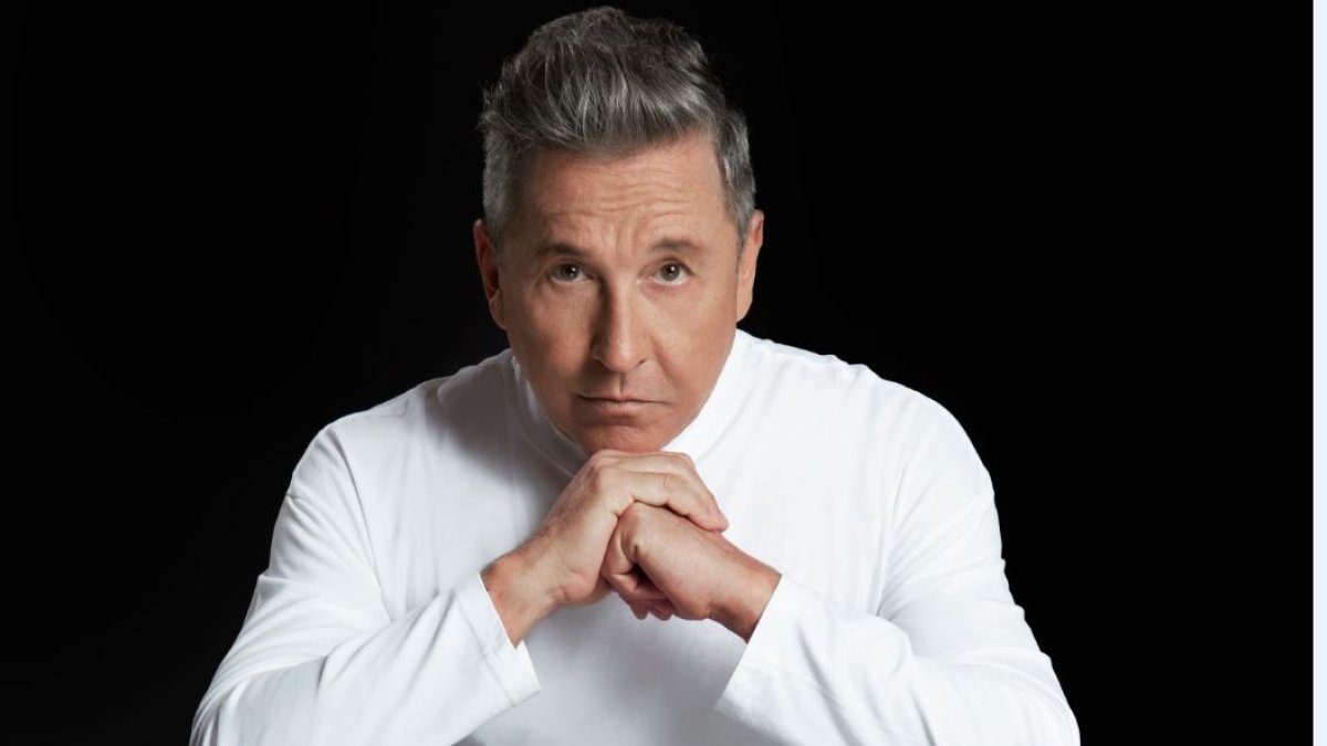 El cantante espera que este disco  llegue a la comunidad de no creyentes y que sus letras toquen sus corazones.