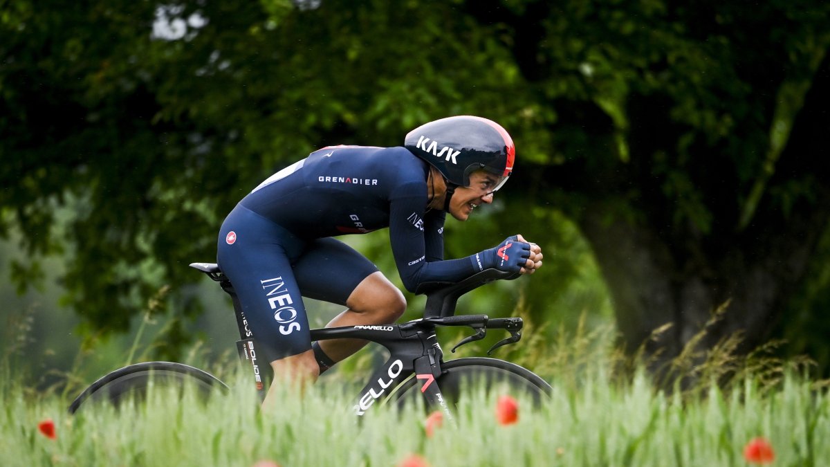 Richard Carapaz demostró que en cada competencia supera sus registros en las etapas de velocidad. El complemento que le faltaba a su fortaleza en los ascensos.