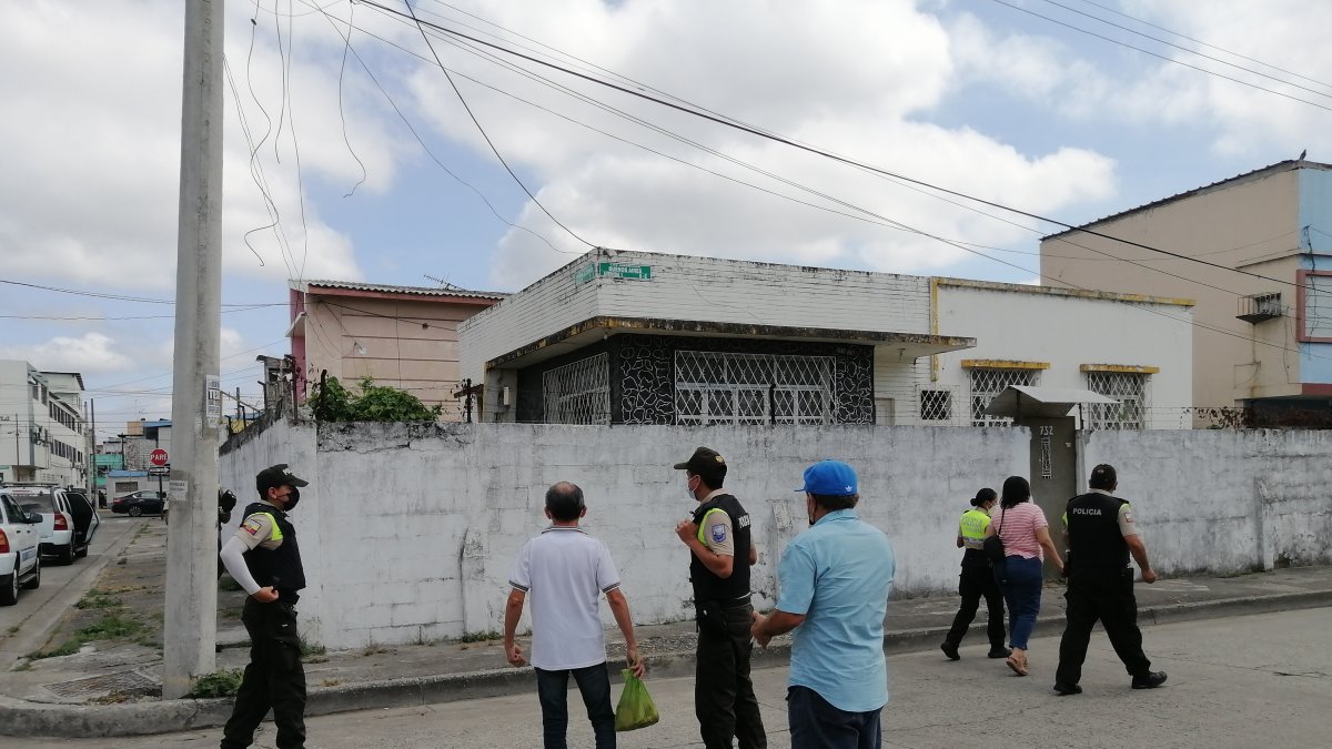 Inspección. Una casa desocupada en la calle Buenos Aires y O’Connor.