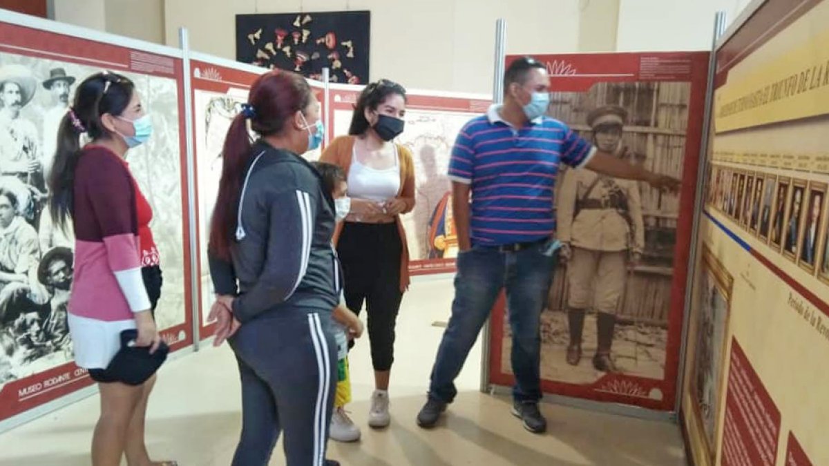 El Archivo Histórico de la Revolución, ubicado en Montecristi, resguarda más de 15.000 documentos, distribuidos en 23 colecciones documentales.