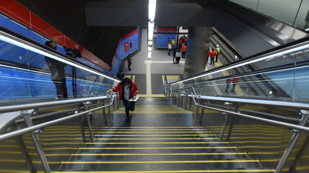 Obra. El Metro de Quito está conformado por 15 estaciones y una sola ruta que cubre 22 kilómetros.