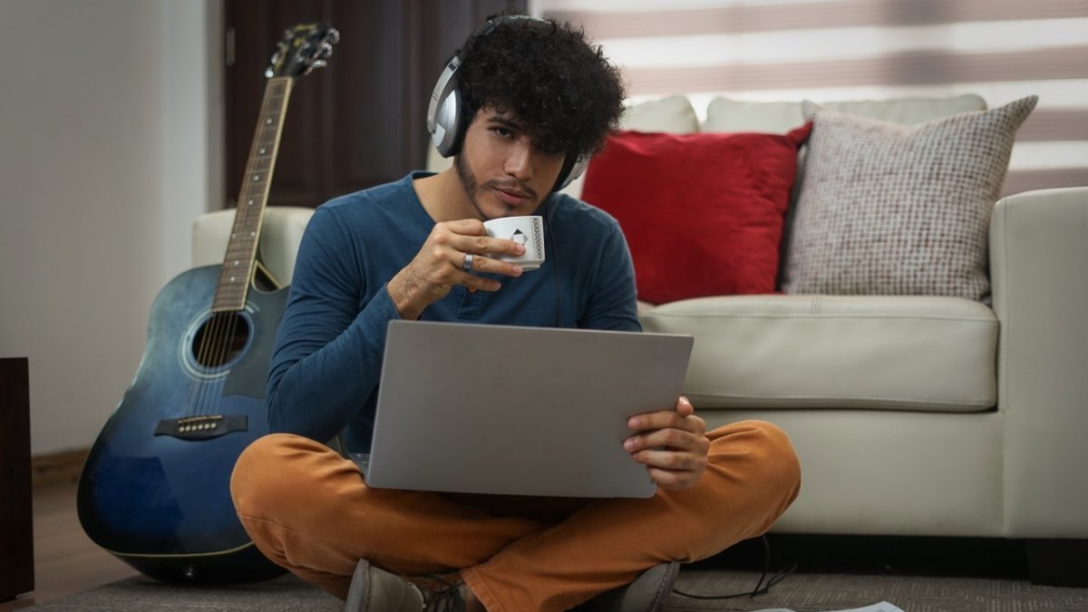 Renik, artista ecuatoriano.