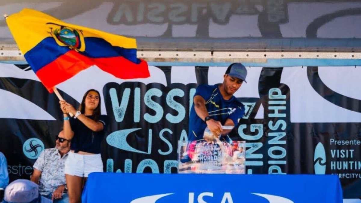 La ecuatoriana Wendy Velásquez (i) anhela disputar el ALAS Tour que será a finales de junio.