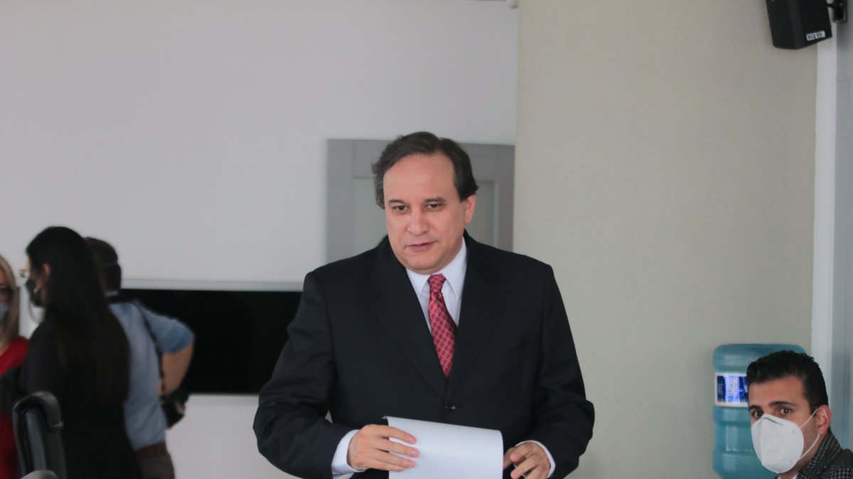 El ministro de Finanzas, Simón Cueva, ha asegurado que busca recuperar la confianza de los mercados internacionales.