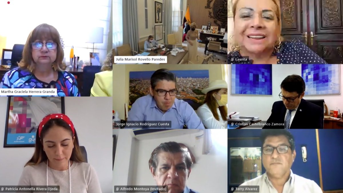 Cita. La sesión de este miércoles 16 de junio fue presidida por la alcaldesa.