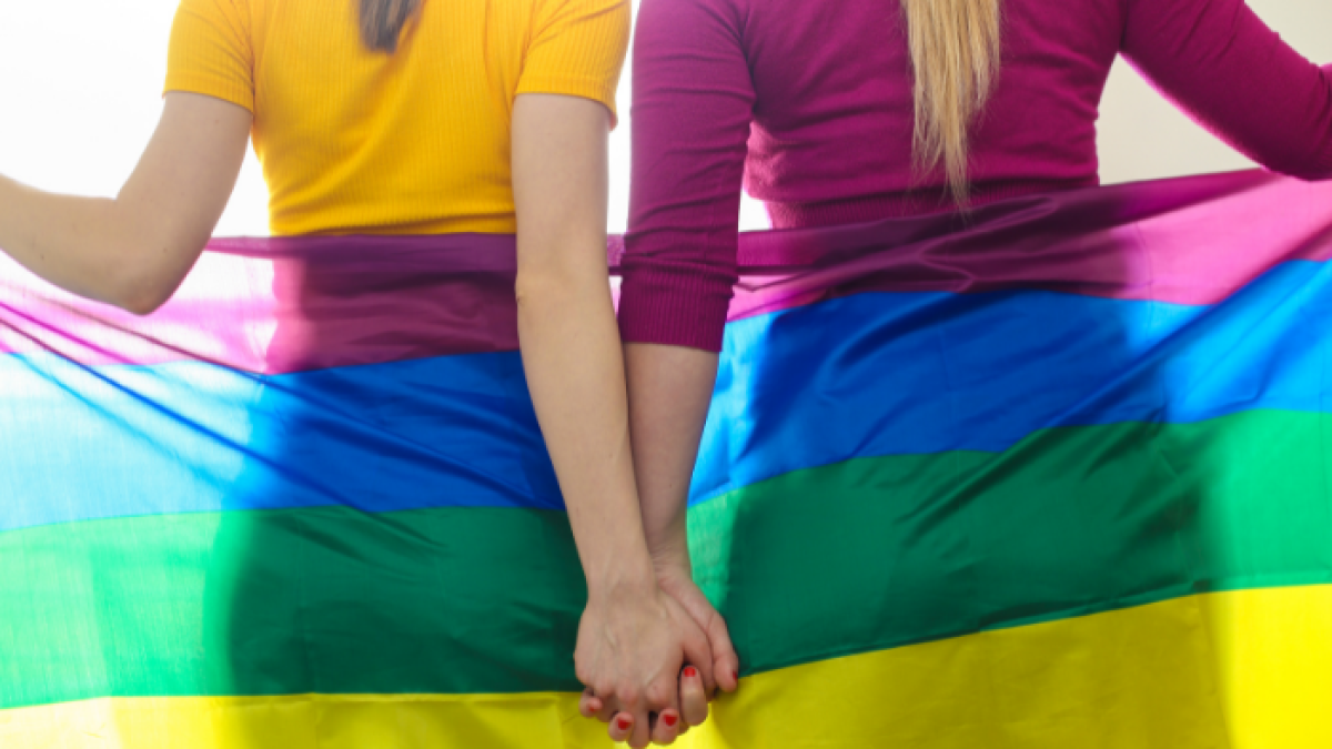 La ley aprobada equipara la homosexualidad con la pedofilia.