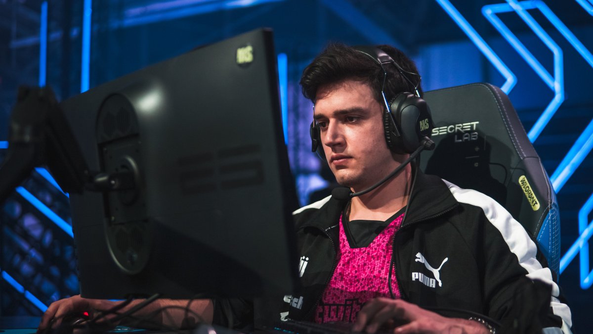 Juan Pablo López, chileno de 24 años, entró a KRÜ en enero de 2021.