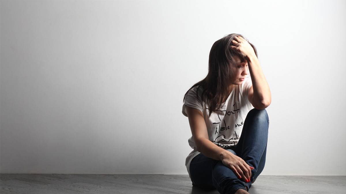 En sus recomendaciones la OMS incluyó restringir el acceso a armas de fuego, reducir el número de comprimidos en las cajas de medicamentos, instalar barreras en los sitios desde los que se pueda saltar.