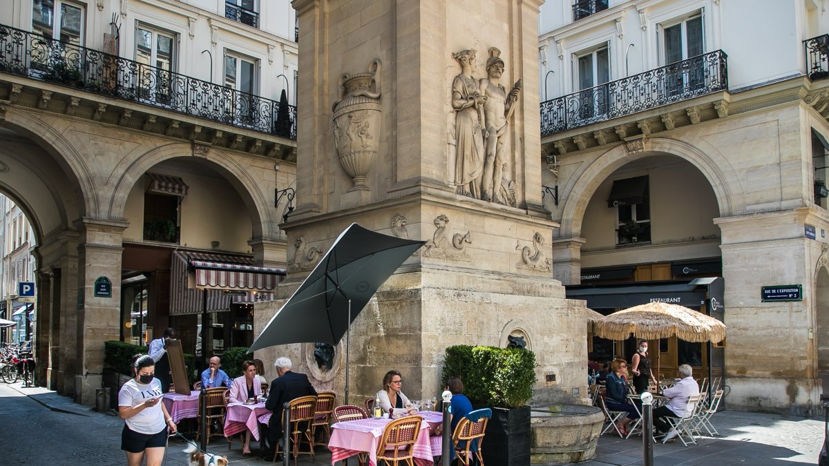 El convenio suscrito prevé la gratuidad del visado de vacaciones y empleo para los jóvenes de ambos países.