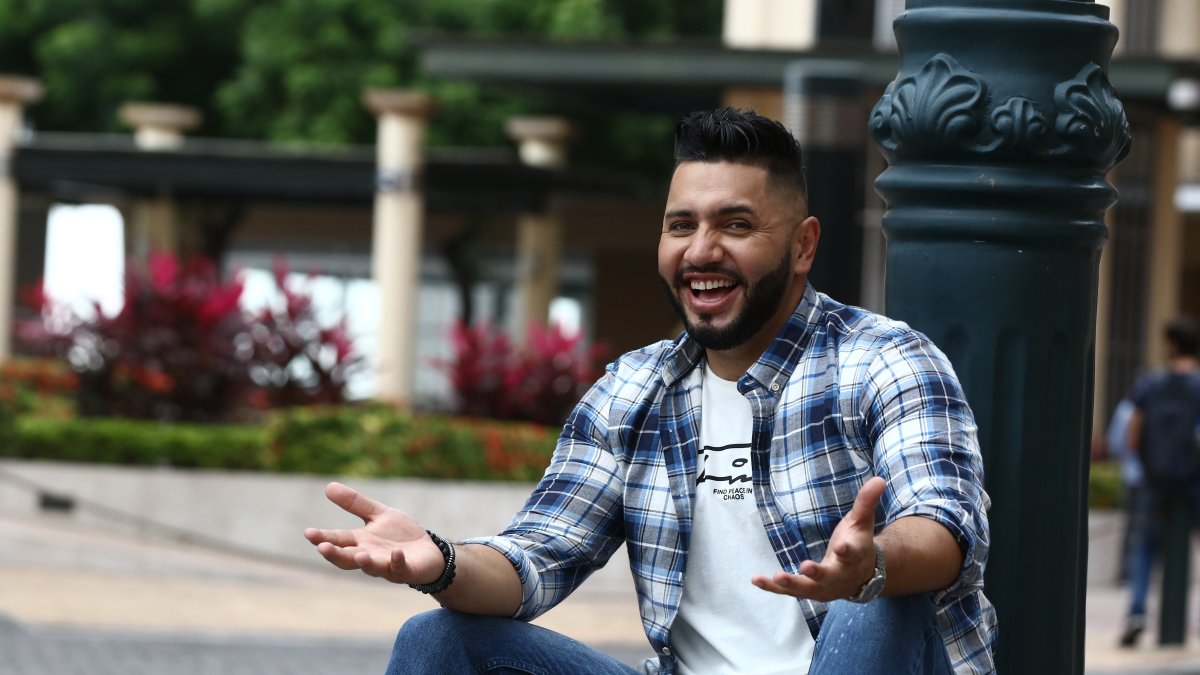 Dejó la capital por el coaching  y por la salud de su progenitora.