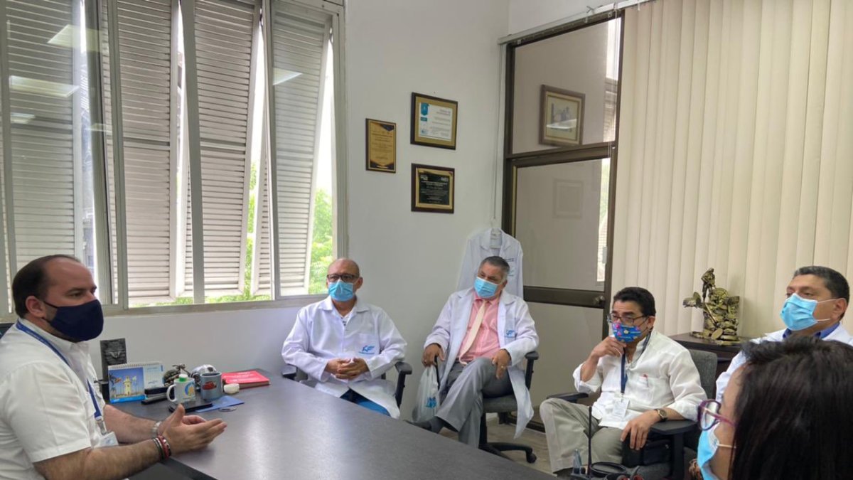 Hecho. Hace unos días, el director de Salud, Carlos Salvador, sostuvo un encuentro con los directores de los nueve Hospitales del Día.