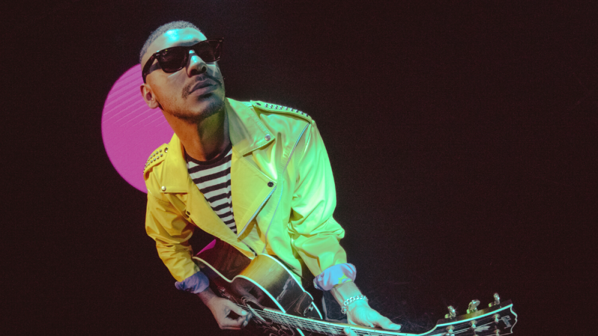 Manuel Medrano en su nueva etapa musical.