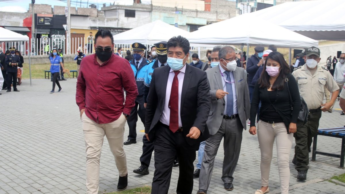 Agenda. El alcalde siguió esta semana en su recorrido de barrios.