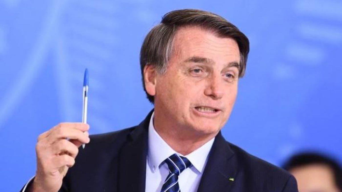 El presidente Jair Bolsonaro fue sancionado junto a algunos de sus ministros por declaraciones machistas.