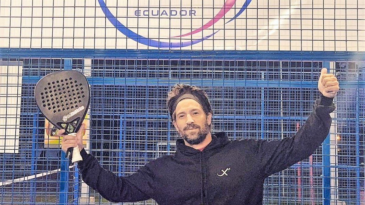 David Chocarro, antes del campeonato, entrenó en el Padel World de La Casona del Colibrí (Sangolquí).