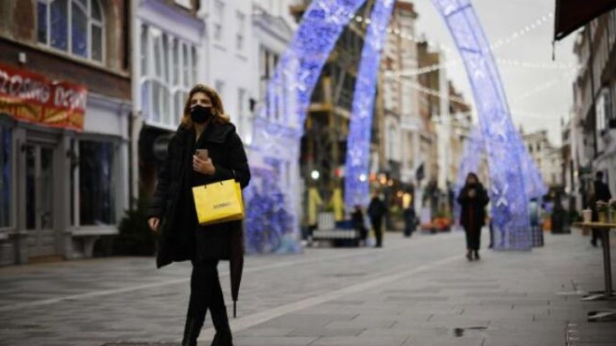 Hay conmoción en España por el contagio masivo de jóvenes que llegaron a Mallorca a disfrutar el fin de curso.
