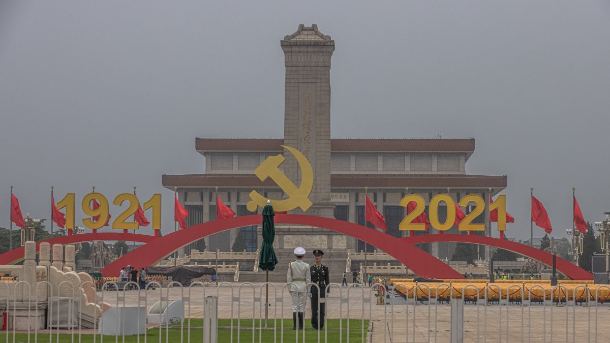 El Partido Comunista chino: del aislamiento al 'ring' diplomático.