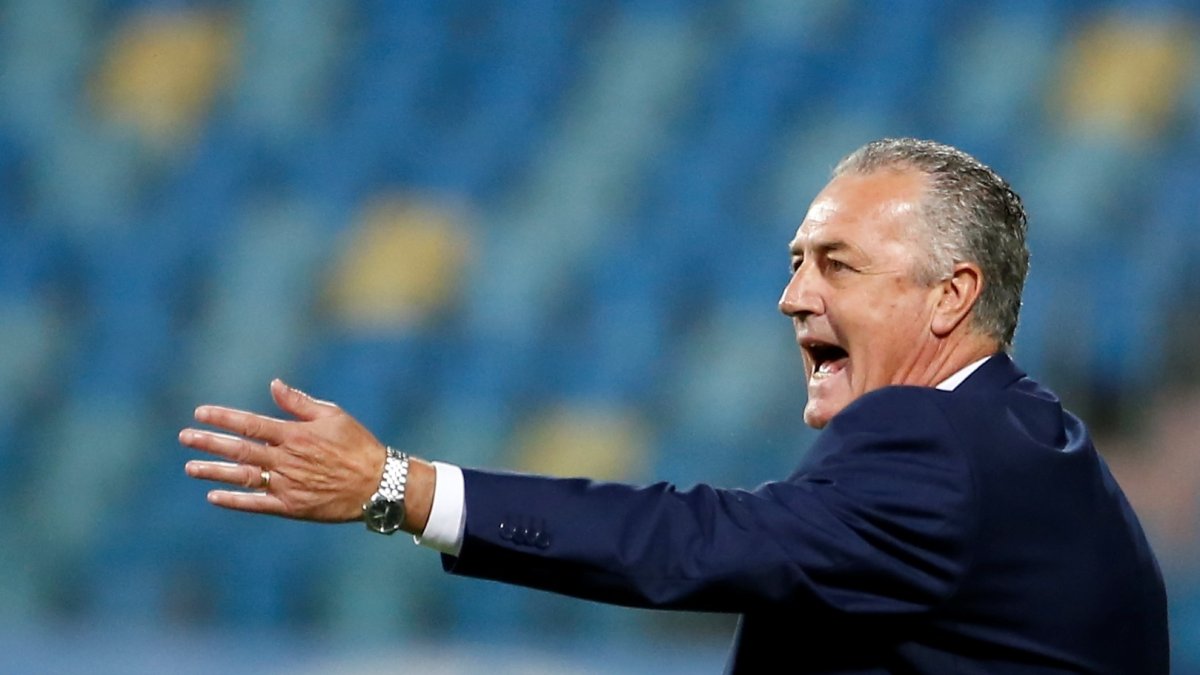 Gustavo Alfaro, entrenador de la selección ecuatoriana, habló de varios temas antes de medir a Paraguay