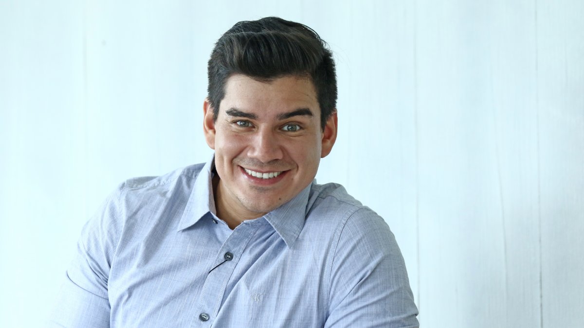 El presentador de 'Noticias de la mañana'  tiene 30 años.