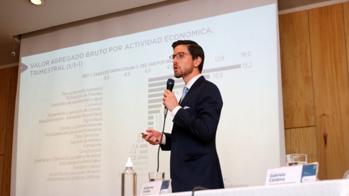 El gerente del Banco Central, Guillermo Avellán, presentó las cifras este 30 de junio de 2021.