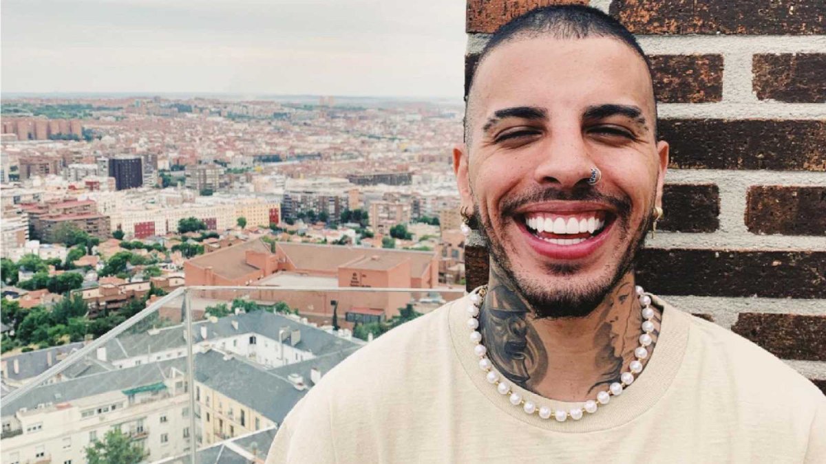 El puertorriqueño acaba de estrenar su segundo álbum Vice Versa.