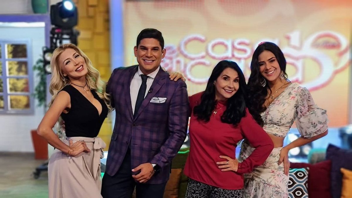 Jasú, Emilio Pinargote, Ana Buljubasich y Michela Pincay.